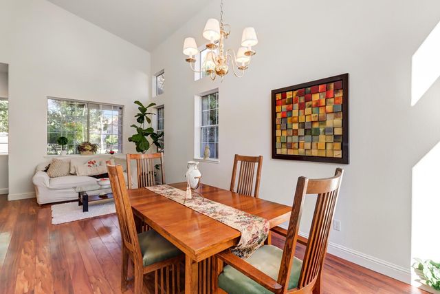 1120 Colina Ct, Davis, CA 95618