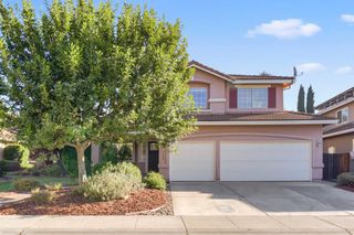 1120 Colina Ct, Davis, CA 95618