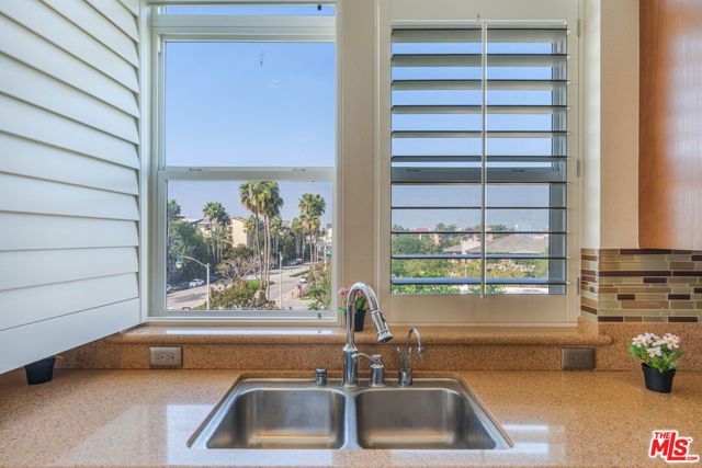 7100 Playa Vista Drive 404, Los Angeles, CA 90094