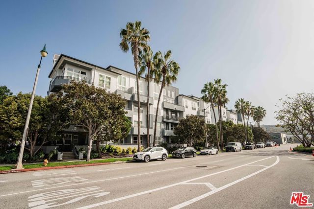 7100 Playa Vista Drive 404, Los Angeles, CA 90094