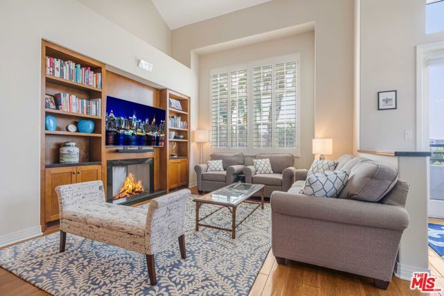 7100 Playa Vista Drive 404, Los Angeles, CA 90094