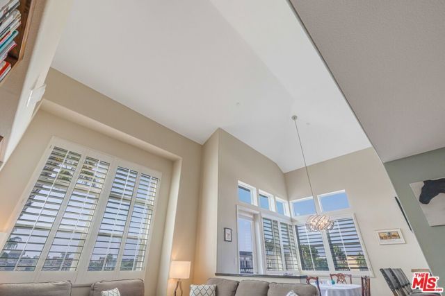 7100 Playa Vista Drive 404, Los Angeles, CA 90094