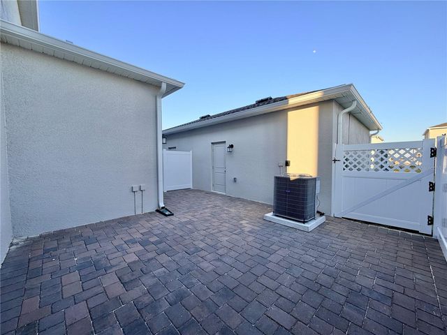 2348 RIDER RAIN LANE, Apopka, FL 32703