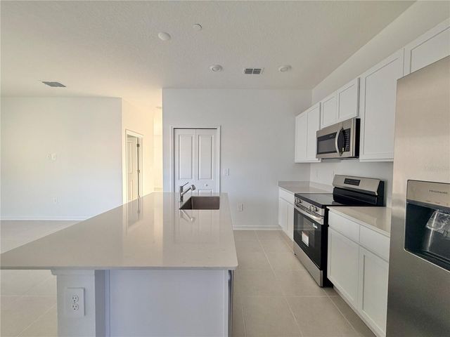 2348 RIDER RAIN LANE, Apopka, FL 32703