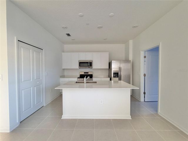 2348 RIDER RAIN LANE, Apopka, FL 32703