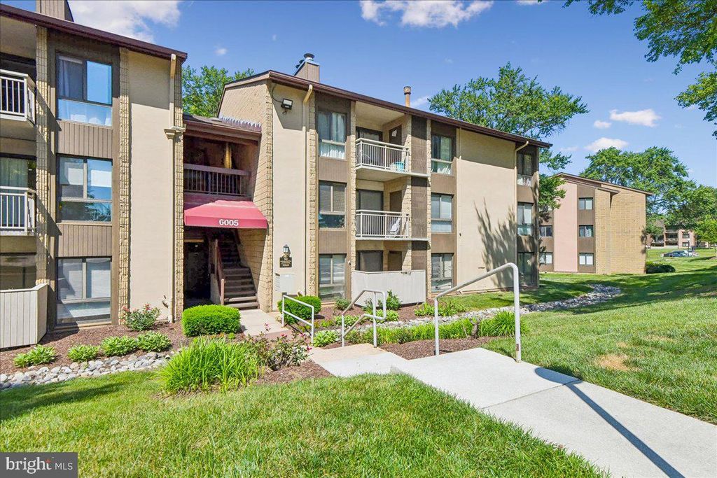 Image 1 of property listing at 6005 MAJORS LN #5 O29, Columbia, MD 21045