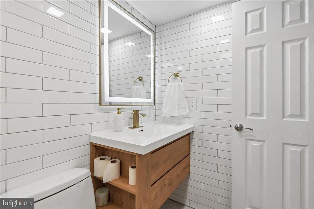 Image 23 of property listing at 6005 MAJORS LN #5 O29, Columbia, MD 21045