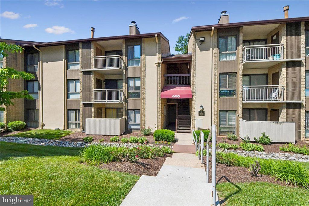 Image 37 of property listing at 6005 MAJORS LN #5 O29, Columbia, MD 21045