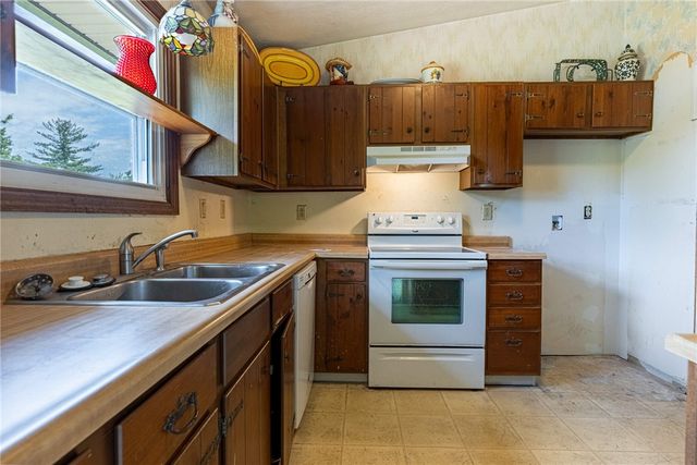 9905 Shawnee Trail, Centerville, OH 45458