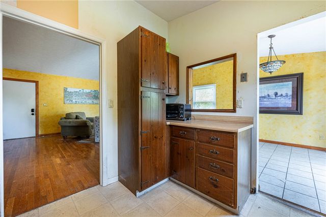 9905 Shawnee Trail, Centerville, OH 45458