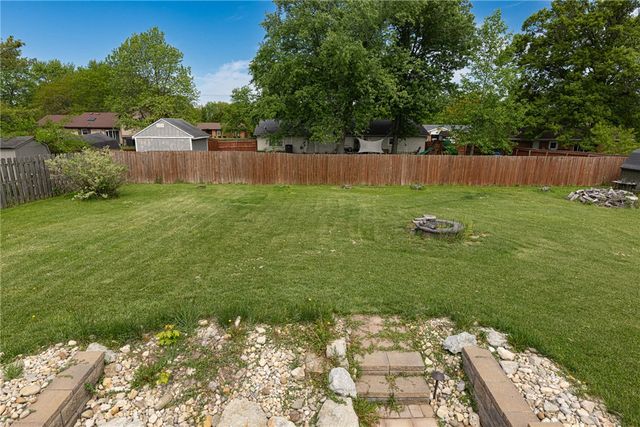 9905 Shawnee Trail, Centerville, OH 45458