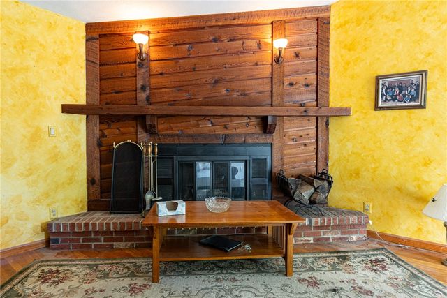 9905 Shawnee Trail, Centerville, OH 45458