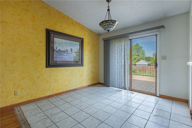 9905 Shawnee Trail, Centerville, OH 45458