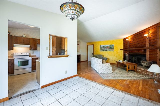 9905 Shawnee Trail, Centerville, OH 45458