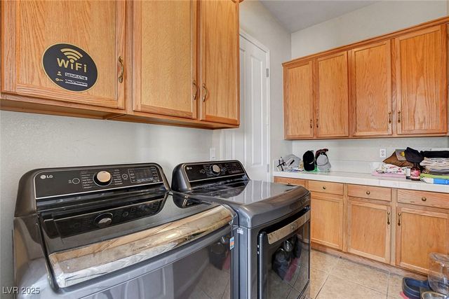 563 Moon Chase Street, Las Vegas, NV 89110