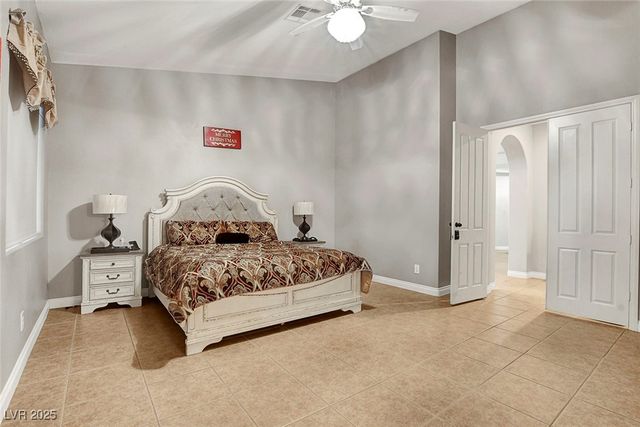 563 Moon Chase Street, Las Vegas, NV 89110