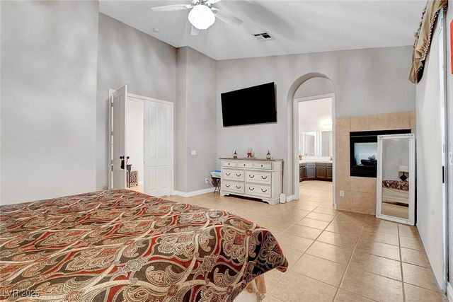 563 Moon Chase Street, Las Vegas, NV 89110