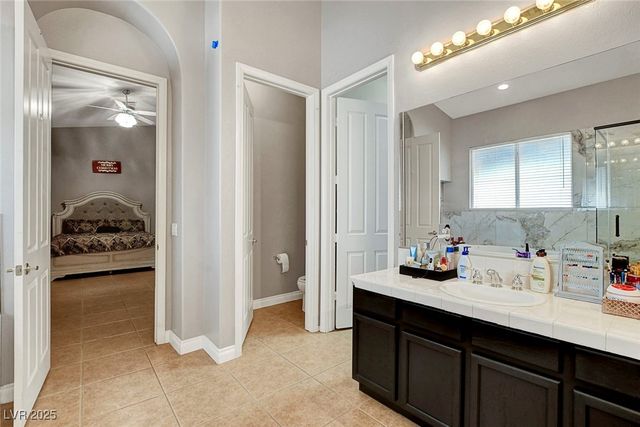 563 Moon Chase Street, Las Vegas, NV 89110