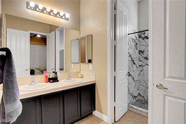 563 Moon Chase Street, Las Vegas, NV 89110