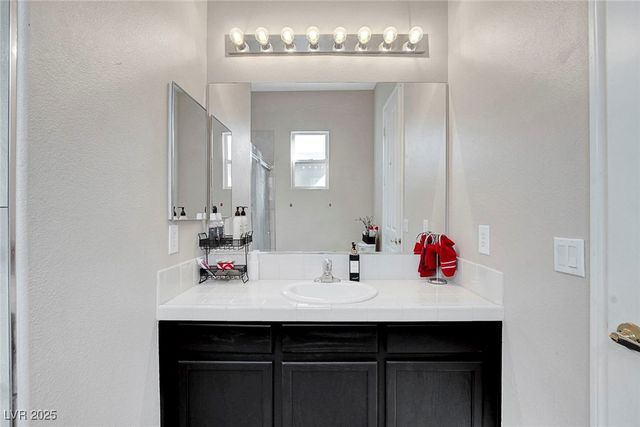 563 Moon Chase Street, Las Vegas, NV 89110