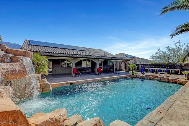 563 Moon Chase Street, Las Vegas, NV 89110