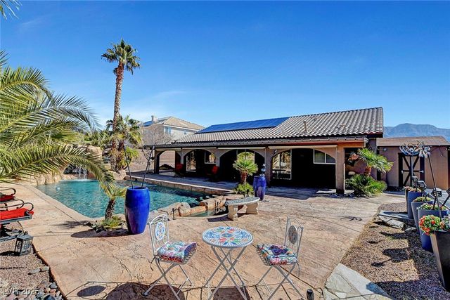 563 Moon Chase Street, Las Vegas, NV 89110