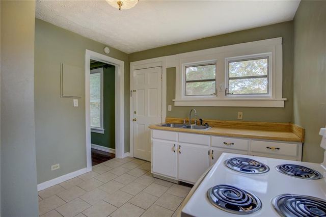 8 Jackson Road, Porterdale, GA 30016