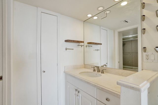 3031 N OCEAN Boulevard 805, Fort Lauderdale, FL 33308