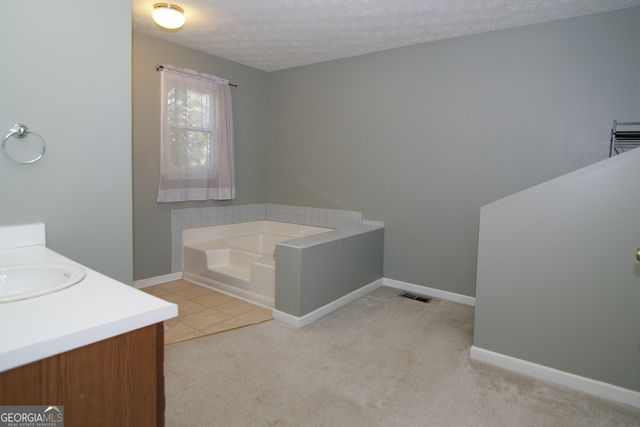 155 Creekwood Drive 15, Newnan, GA 30265