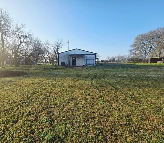 5180 Fm 1569, Farmersville, TX 75442