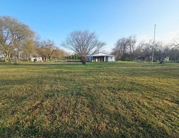 5180 Fm 1569, Farmersville, TX 75442