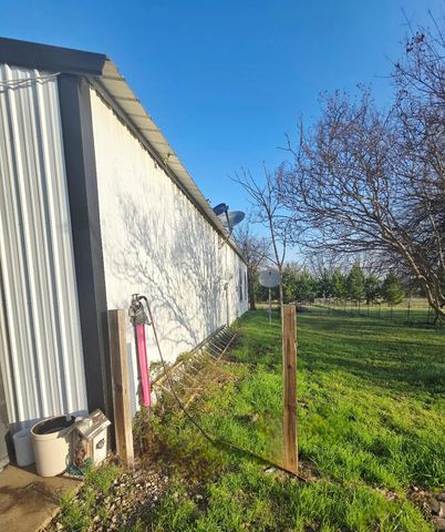 5180 Fm 1569, Farmersville, TX 75442