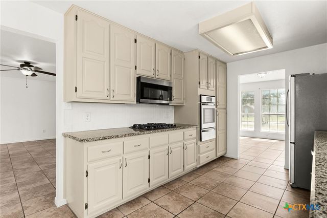 610 Paintbrush Drive, Harker Heights, TX 76548