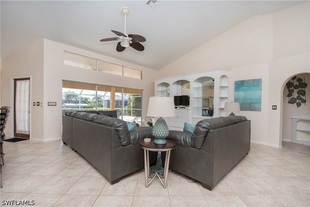 2806 SW 39th ST, Cape Coral, FL 33914