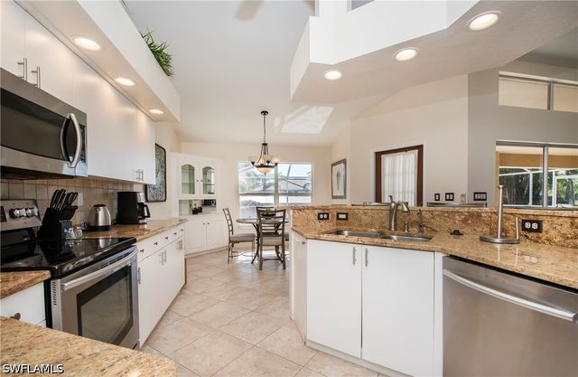 2806 SW 39th ST, Cape Coral, FL 33914