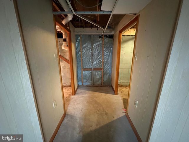 78 SIGNAL AVE, Hedgesville, WV 25427