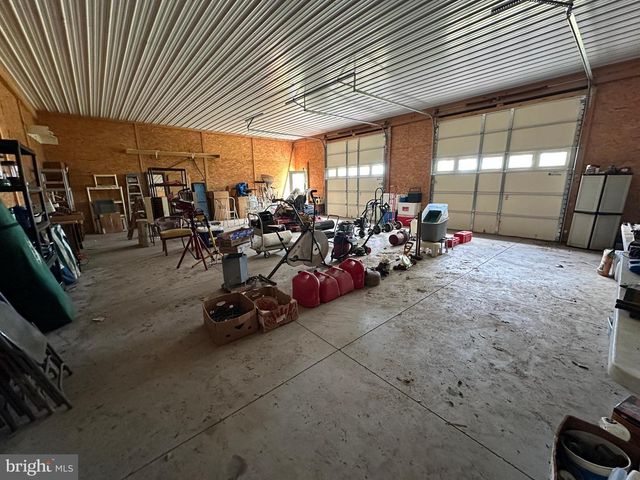 78 SIGNAL AVE, Hedgesville, WV 25427