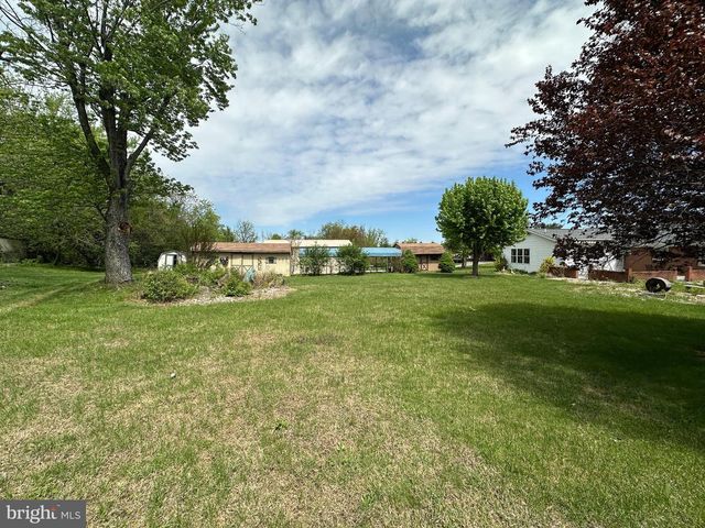 78 SIGNAL AVE, Hedgesville, WV 25427