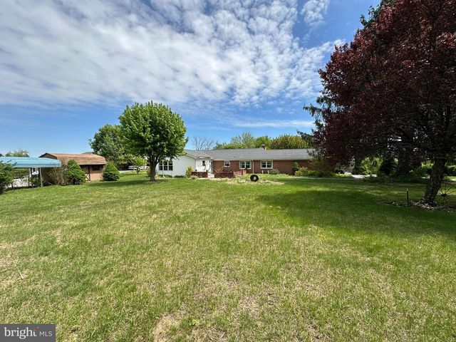 78 SIGNAL AVE, Hedgesville, WV 25427