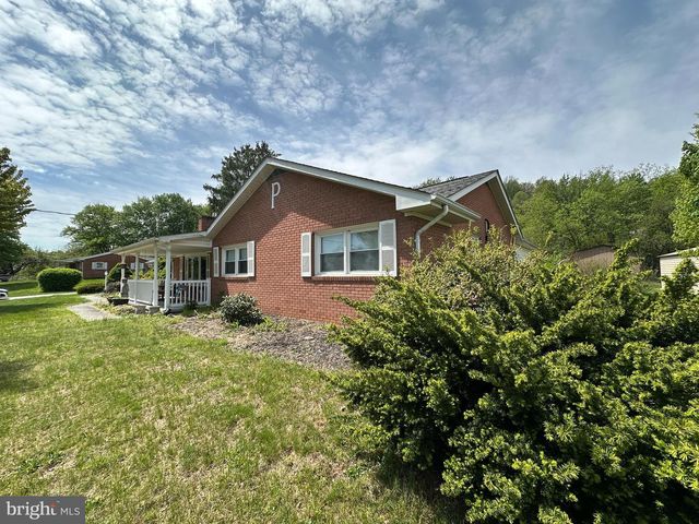78 SIGNAL AVE, Hedgesville, WV 25427