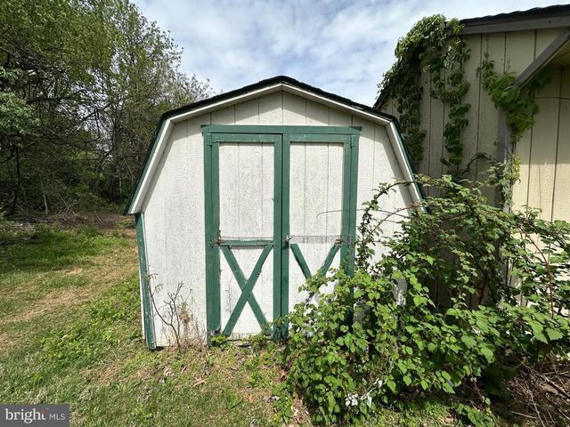 78 SIGNAL AVE, Hedgesville, WV 25427