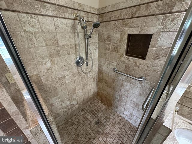 78 SIGNAL AVE, Hedgesville, WV 25427
