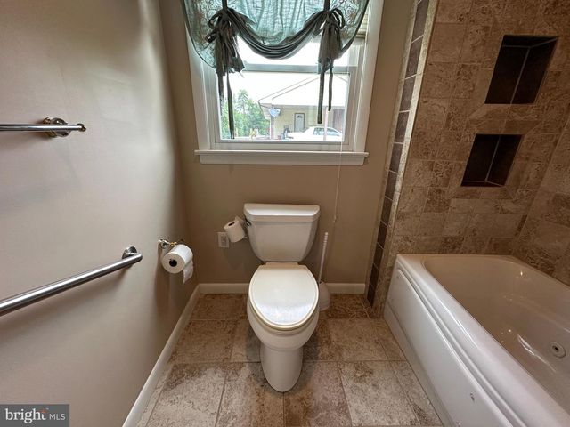 78 SIGNAL AVE, Hedgesville, WV 25427
