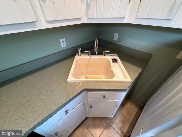 78 SIGNAL AVE, Hedgesville, WV 25427