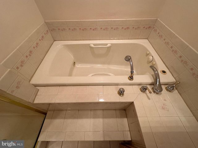 78 SIGNAL AVE, Hedgesville, WV 25427