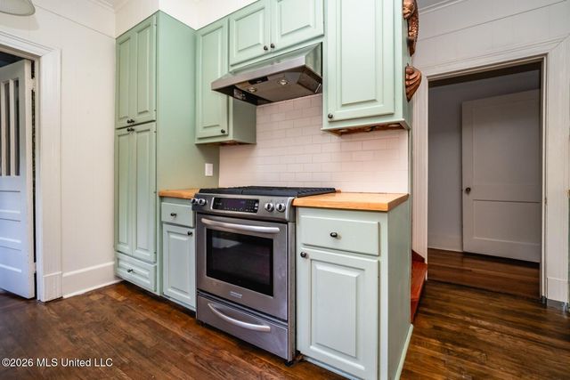 1602 Saint Ann Street, Jackson, MS 39202