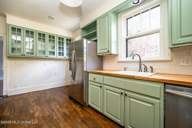 1602 Saint Ann Street, Jackson, MS 39202