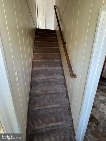 364 STEINMAN FARM RD, Pequea, PA 17565