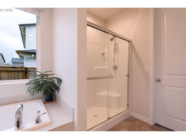 1746 N MILLICAN CREEK St, Lafayette, OR 97127