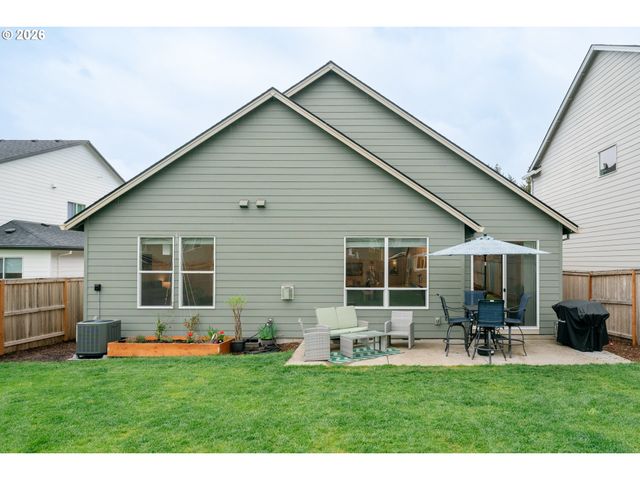 1746 N MILLICAN CREEK St, Lafayette, OR 97127